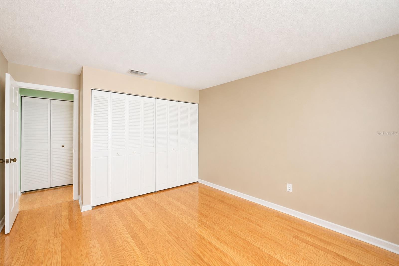 9425 Andover Cir Property Photo 27