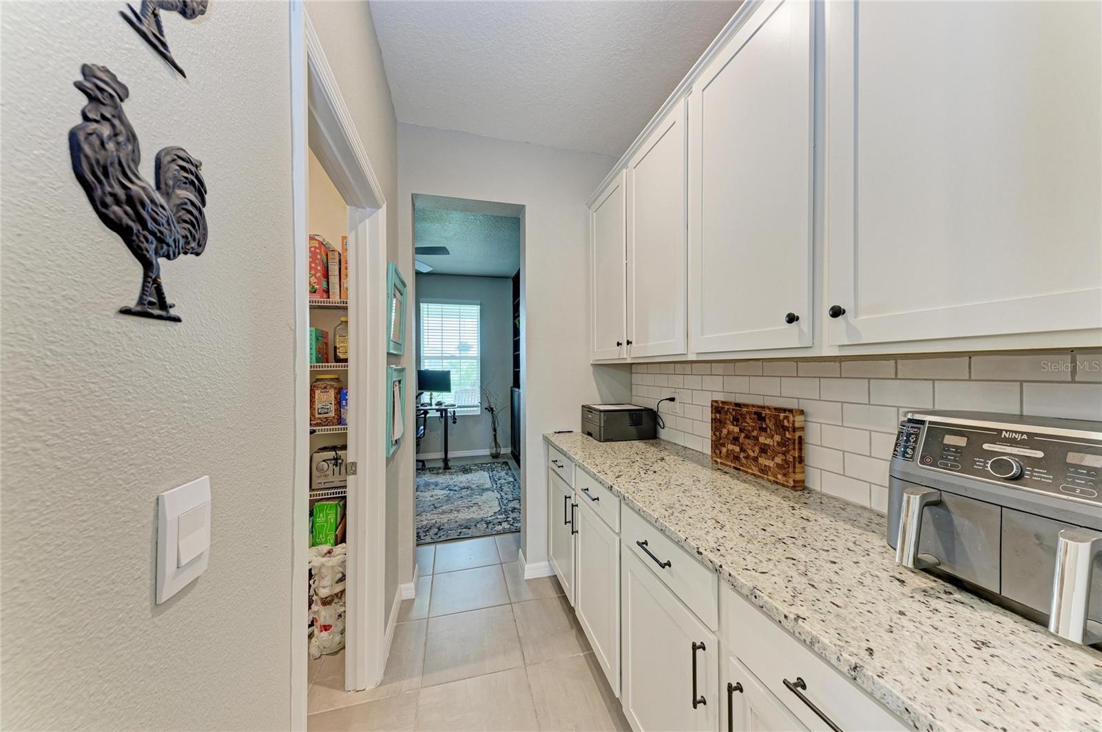 10815 Charlotte Dr Property Photo 18