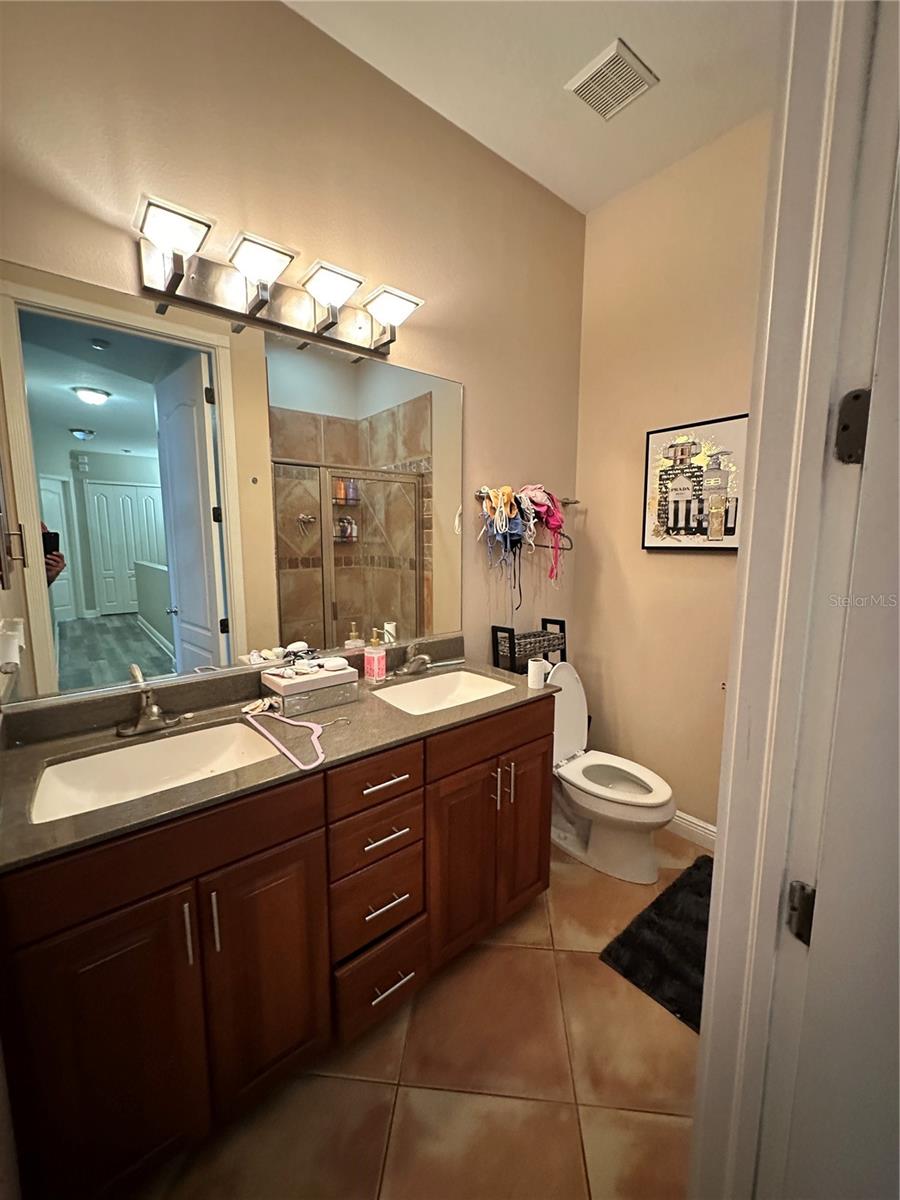 2119 & 2125 Montclair Dr #1 & 2 Property Photo 30