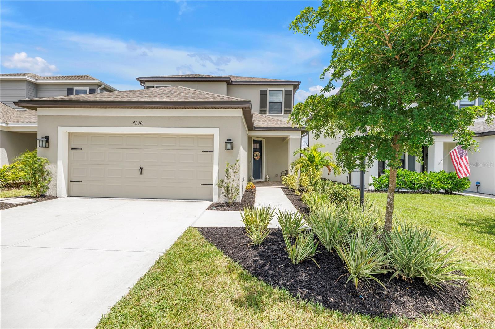 9240 Tequila Sunrise Dr Property Photo 1