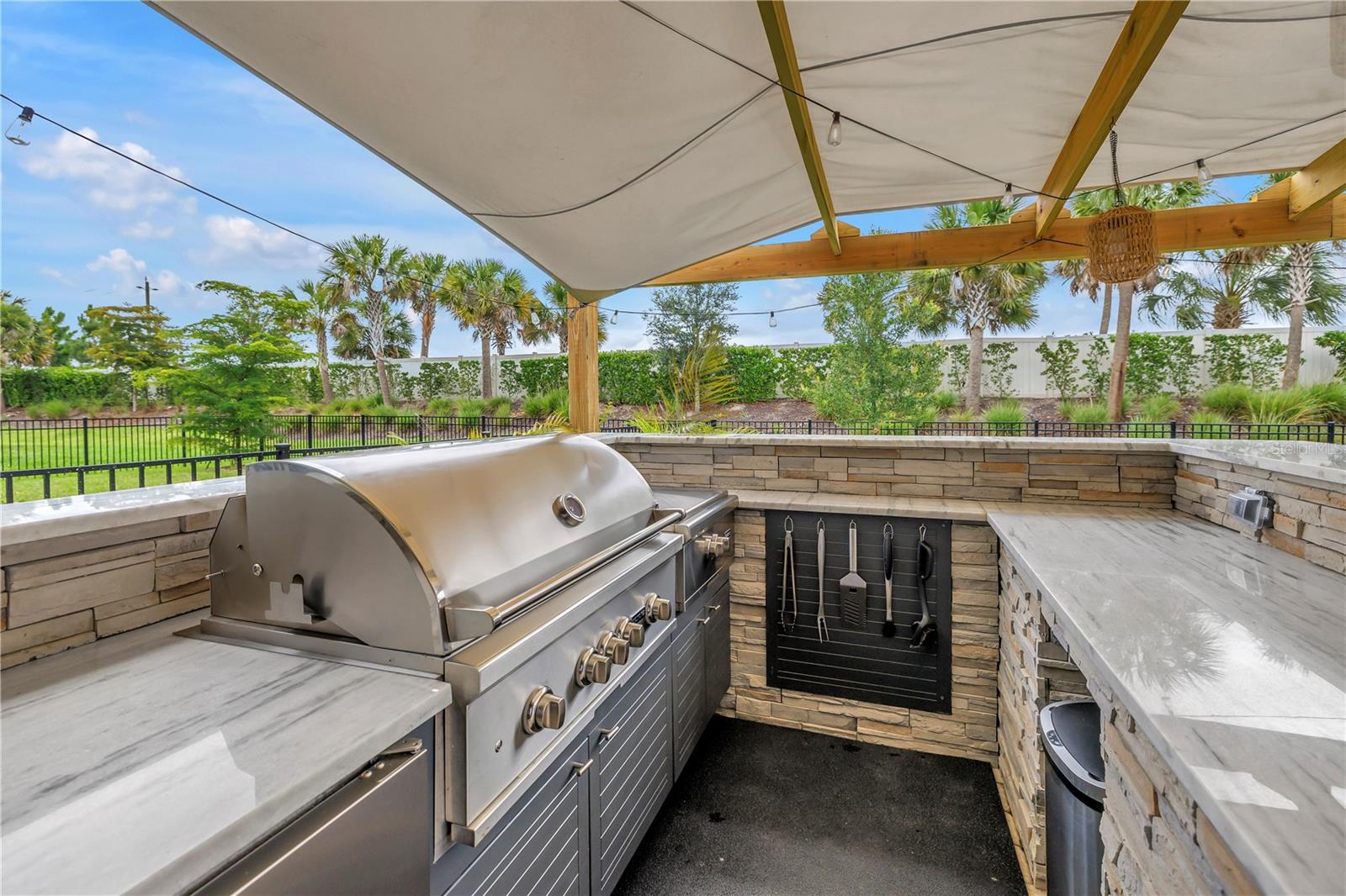 9240 Tequila Sunrise Dr Property Photo 34