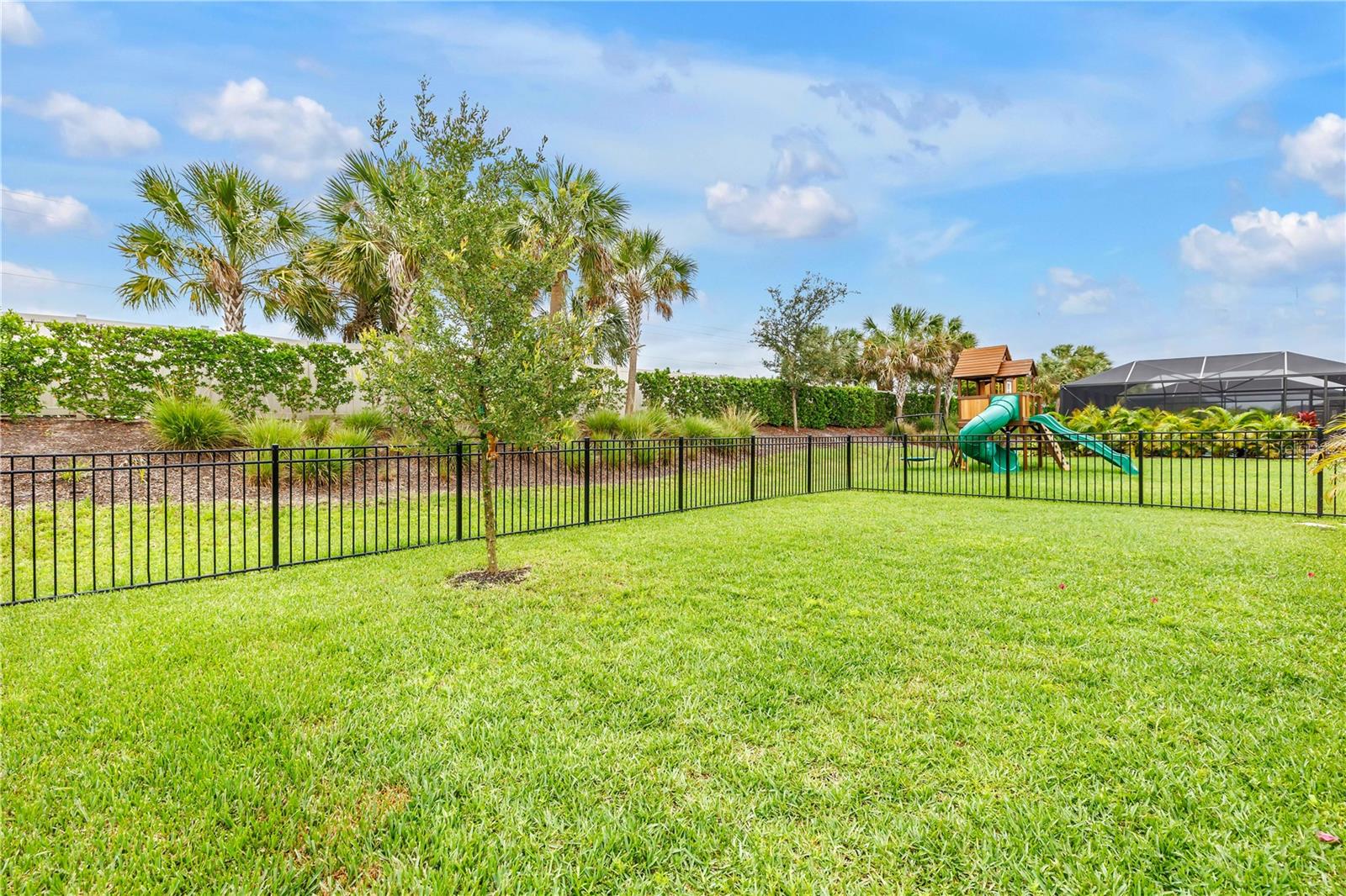 9240 Tequila Sunrise Dr Property Photo 39