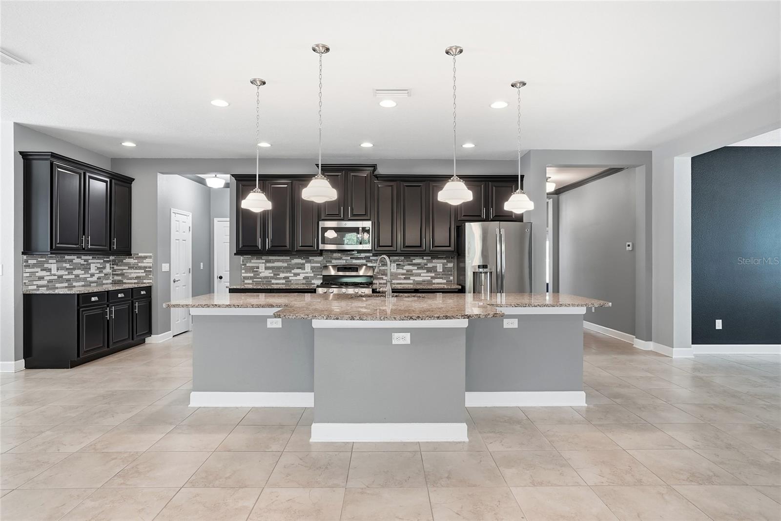 924 Buttercup Gln Property Photo 11