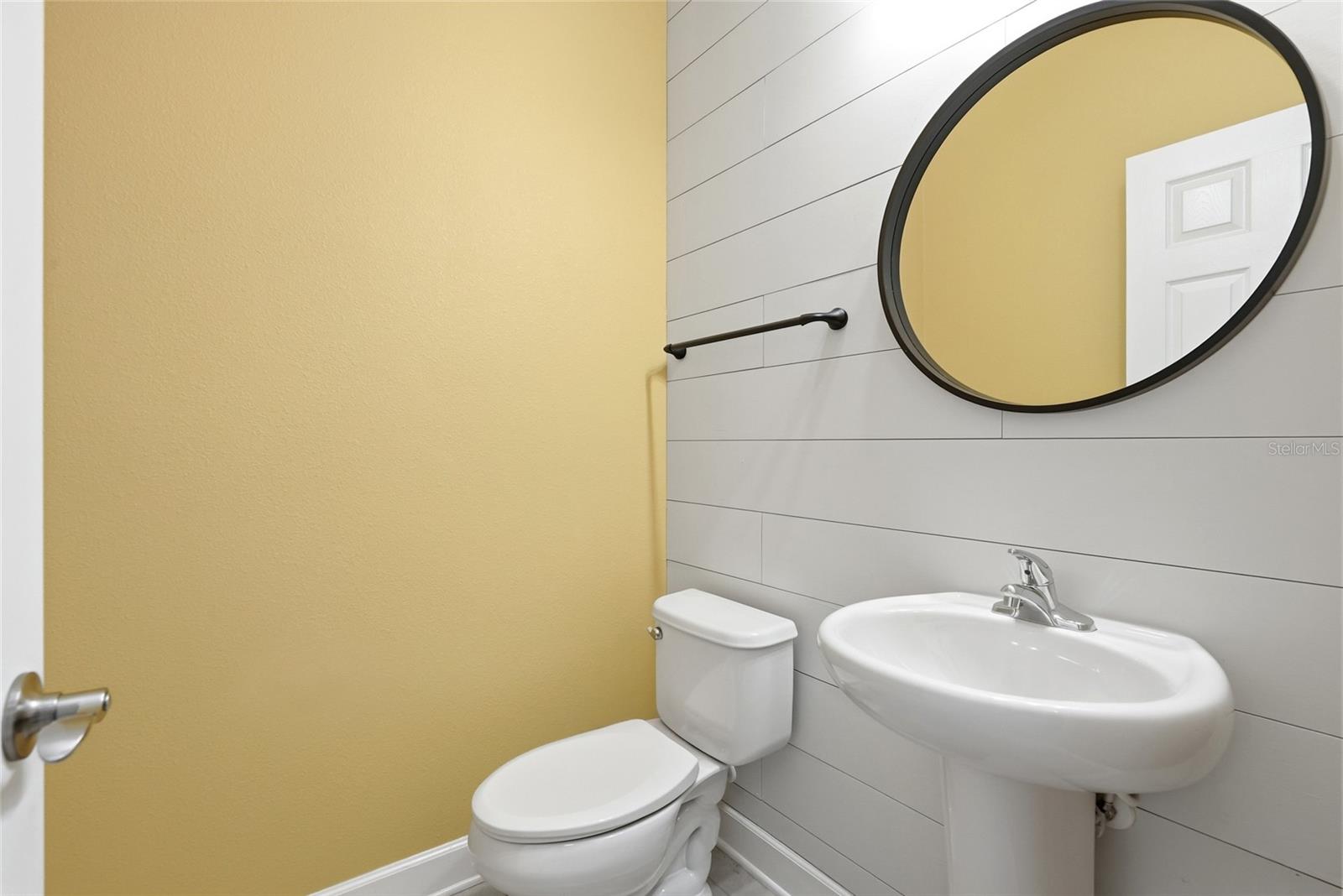 924 Buttercup Gln Property Photo 26
