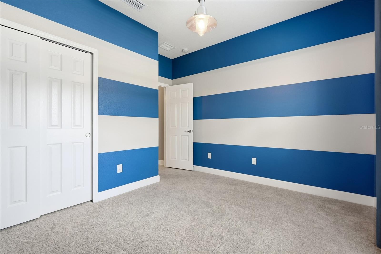 924 Buttercup Gln Property Photo 42
