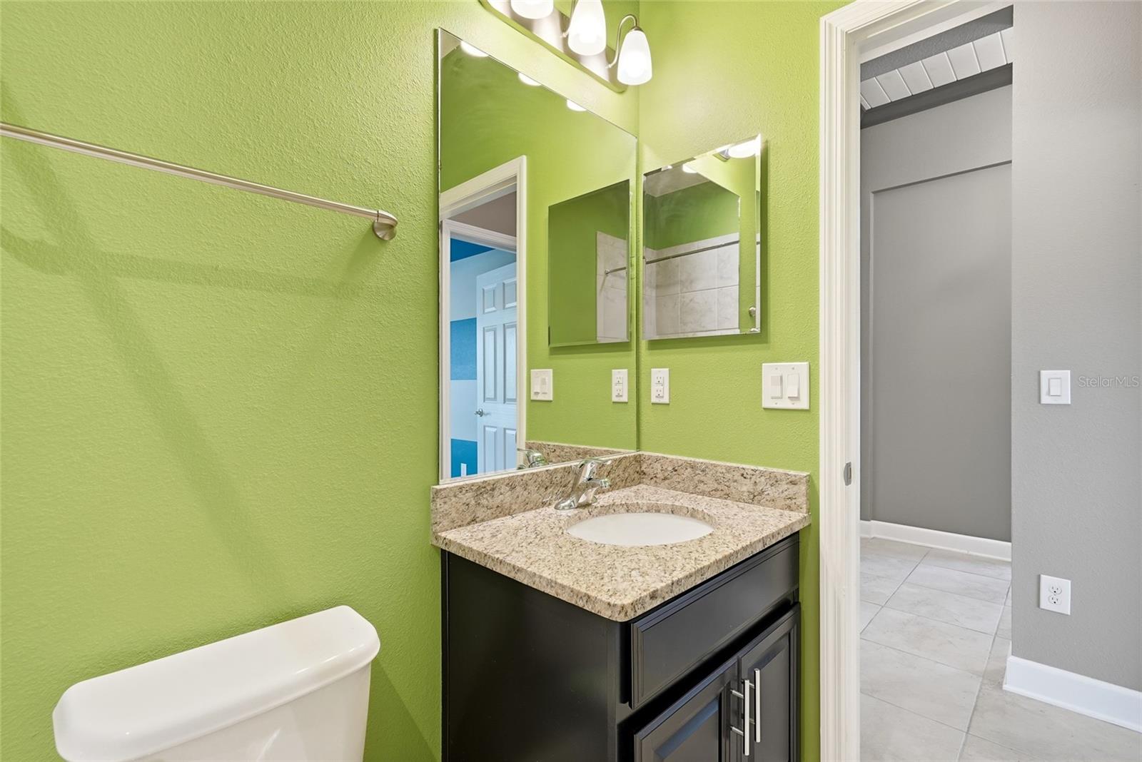 924 Buttercup Gln Property Photo 44
