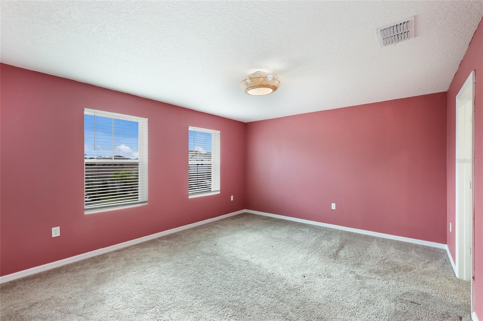 7627 Twinleaf Ter Property Photo 14