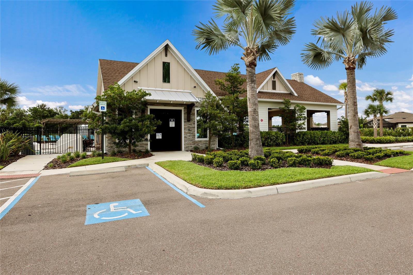 7627 Twinleaf Ter Property Photo 31