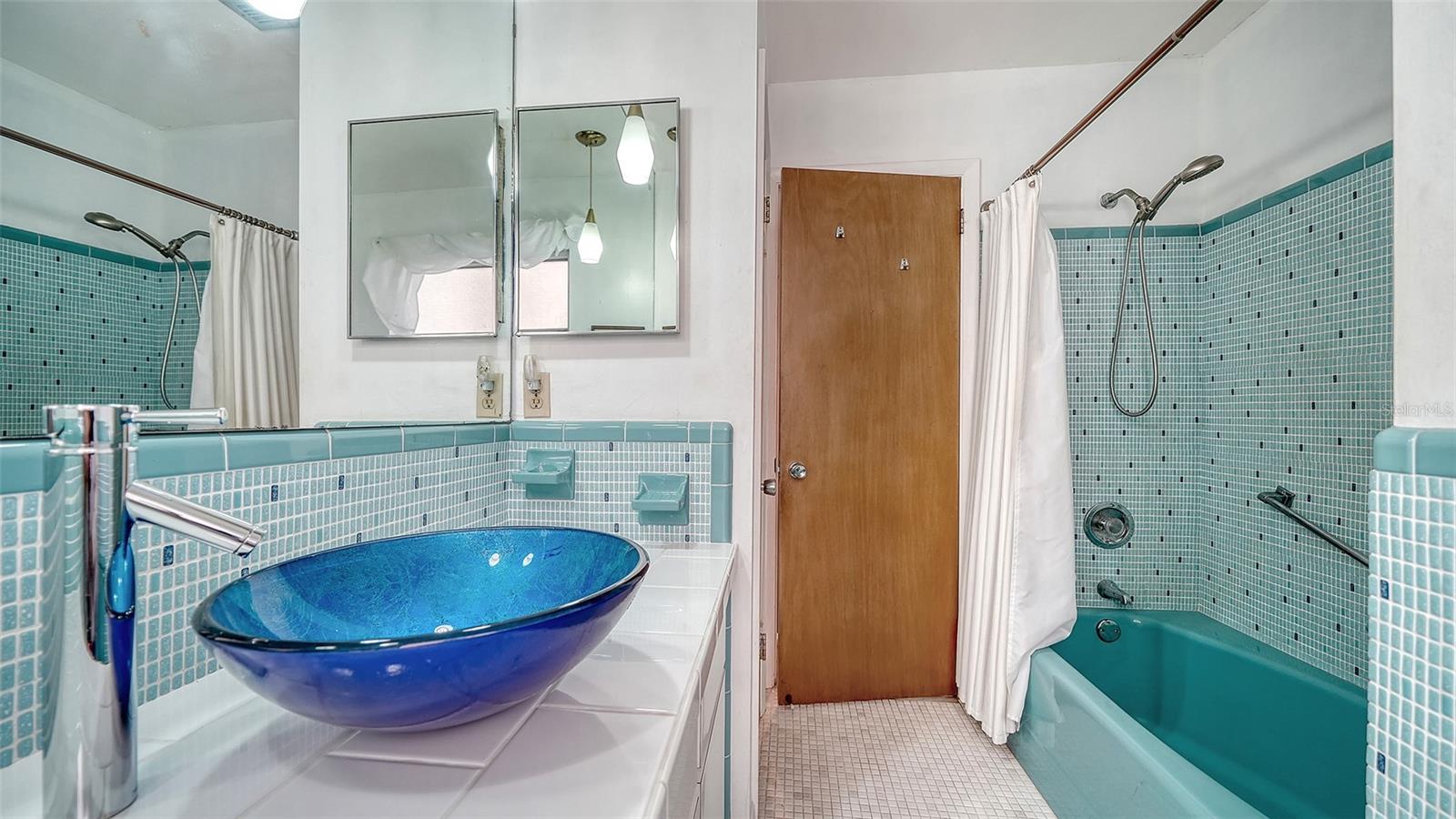 621 Alhambra Rd Property Photo 23