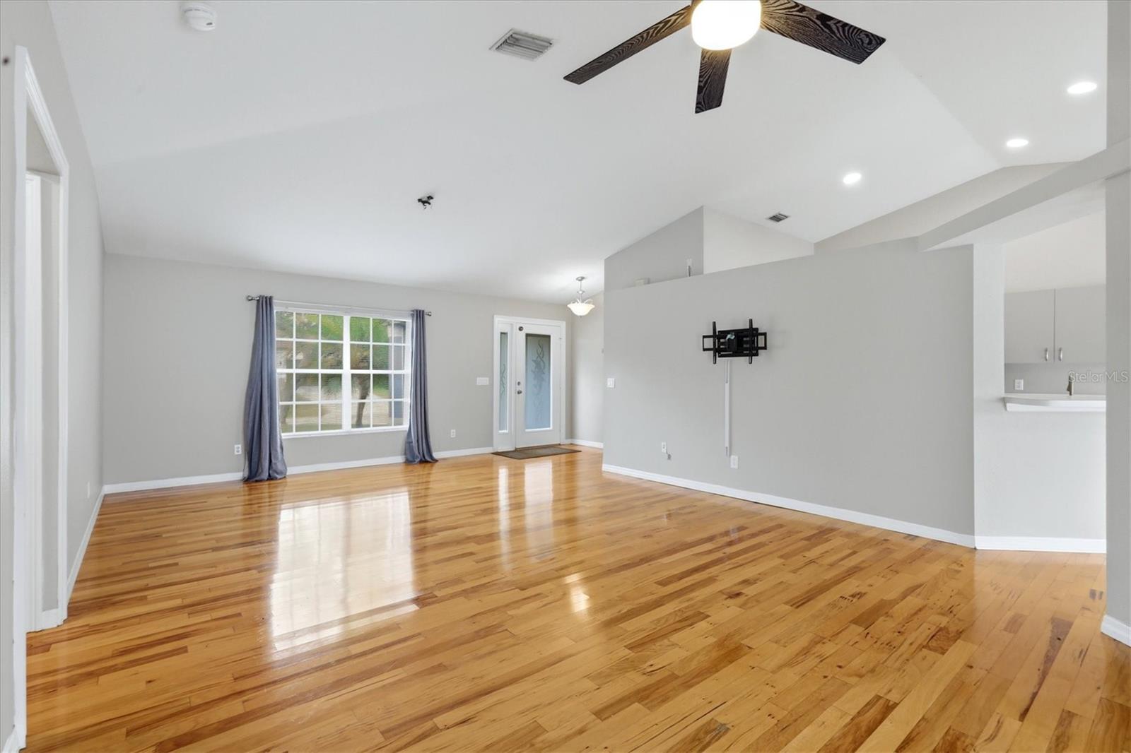 3575 Lubec Ave Property Photo 4