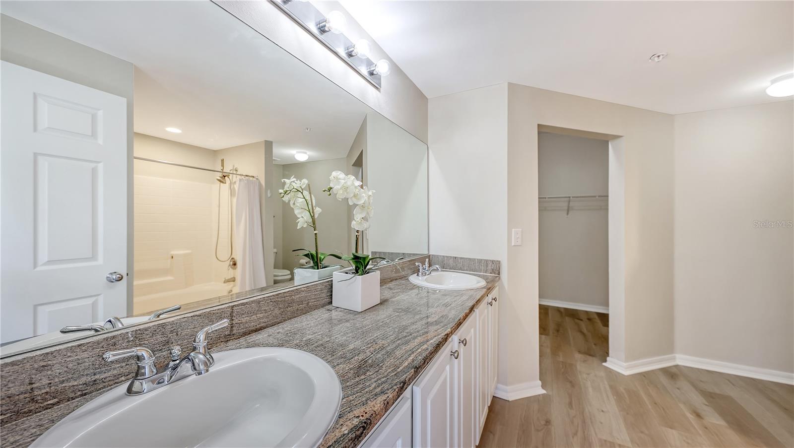 5551 Bentgrass Dr #11-117 Property Photo 19