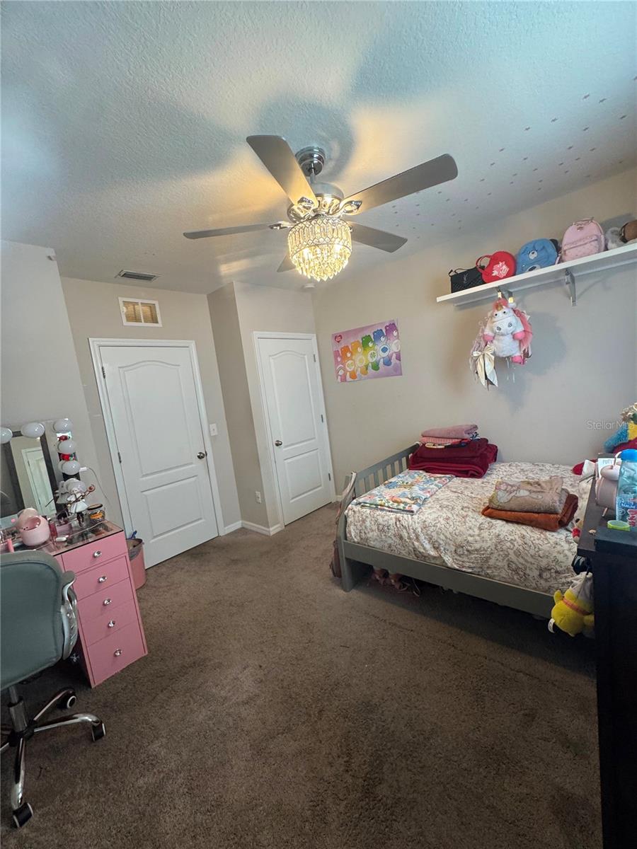 7023 57th Ter E Property Photo 15