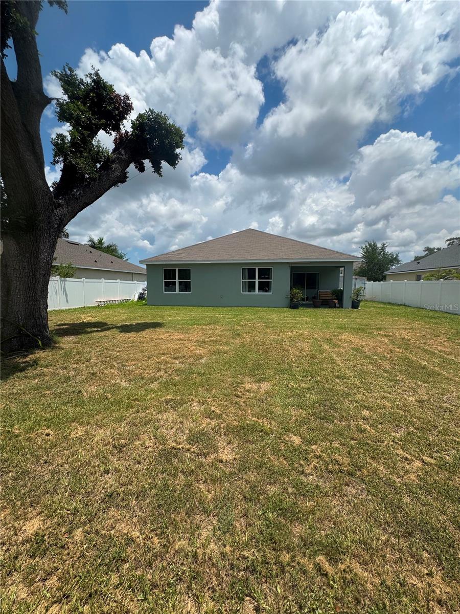 7023 57th Ter E Property Photo 21