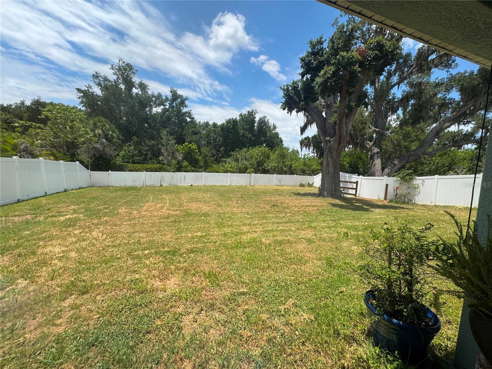 7023 57th Ter E Property Photo 26