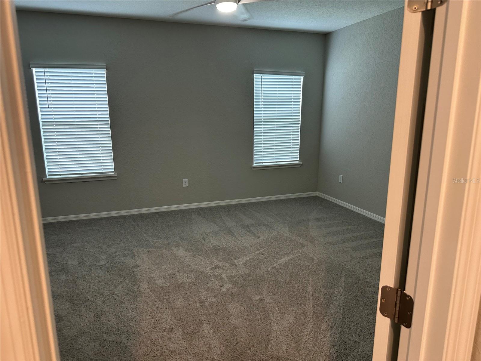 16516 66th Ln E Property Photo 9