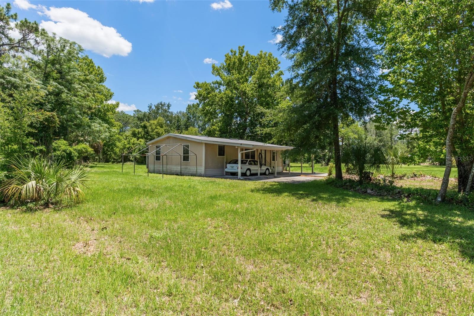 3909 S Cedar Ter Property Photo 1