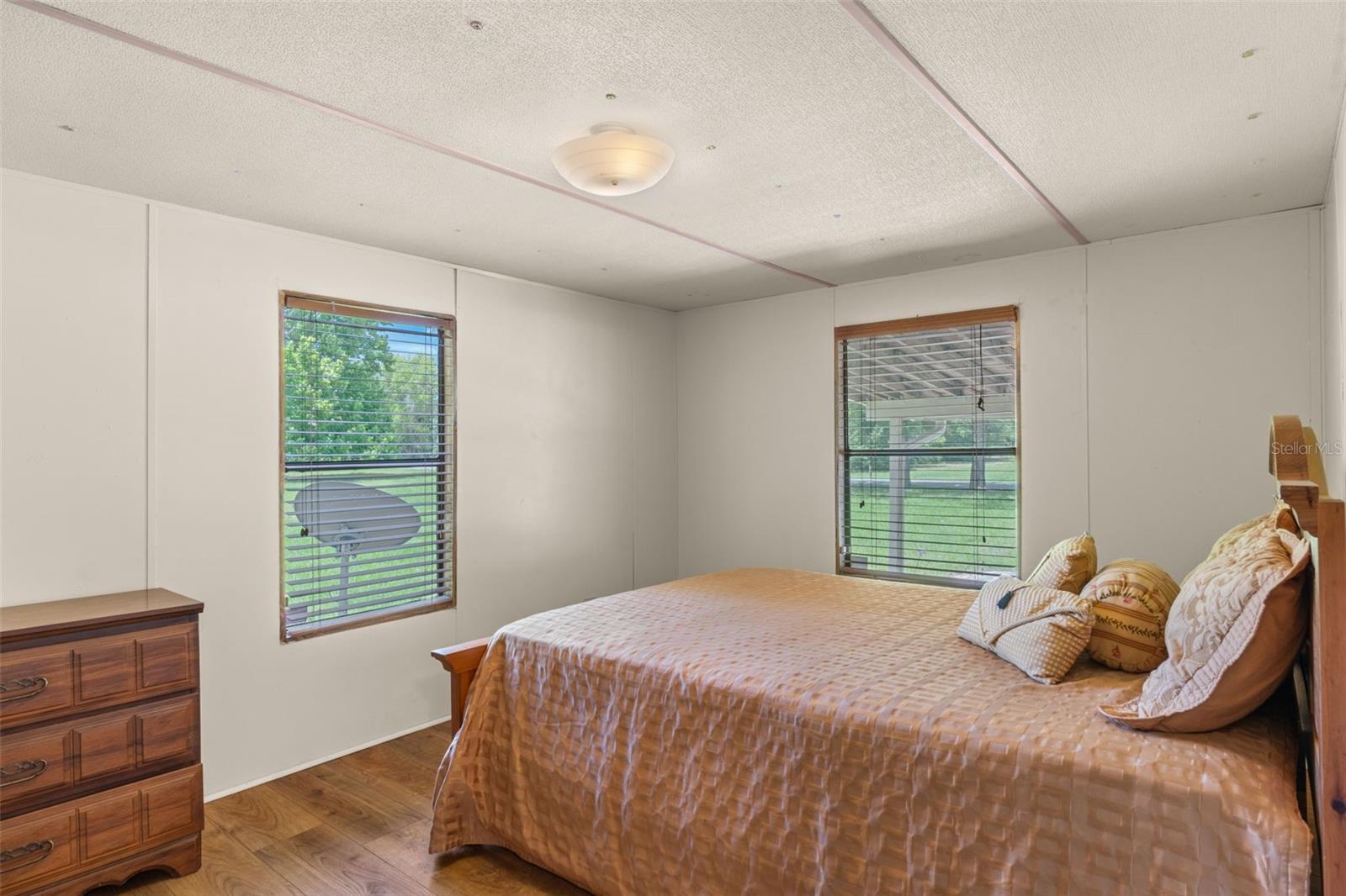 3909 S Cedar Ter Property Photo 16
