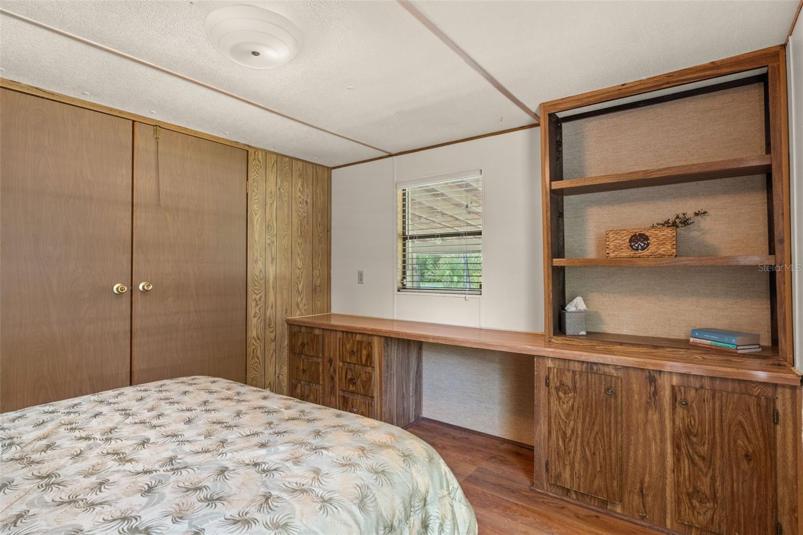 3909 S Cedar Ter Property Photo 24
