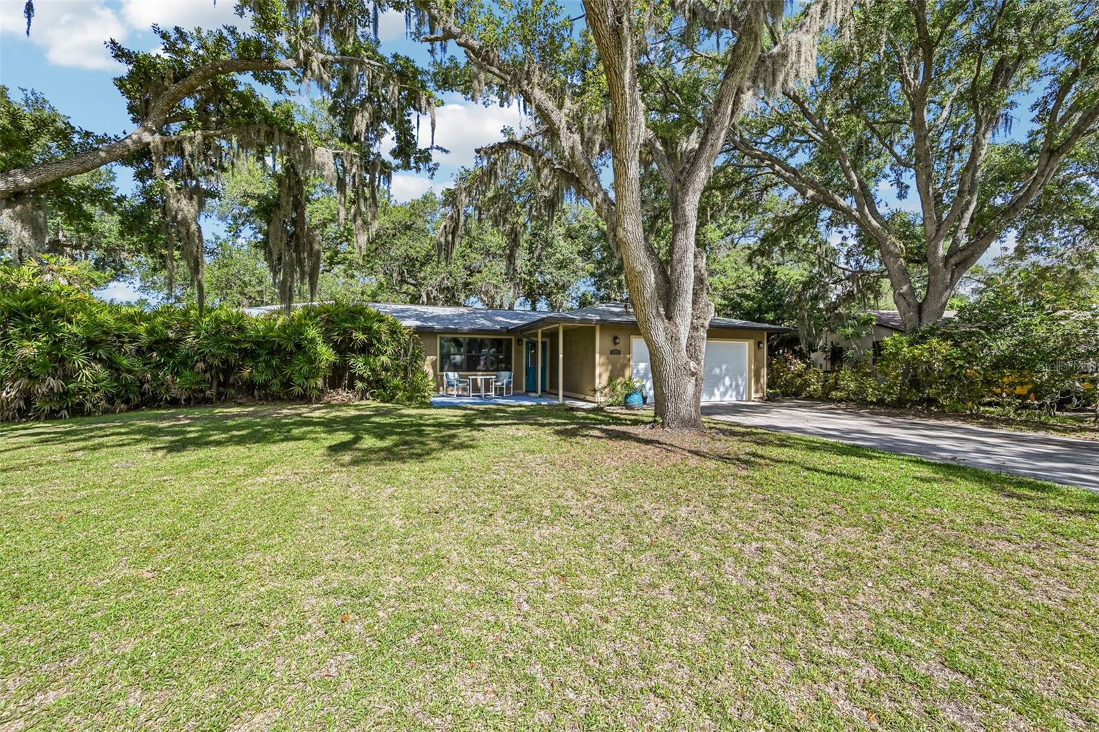 3304 Swaan Ln Property Photo 4