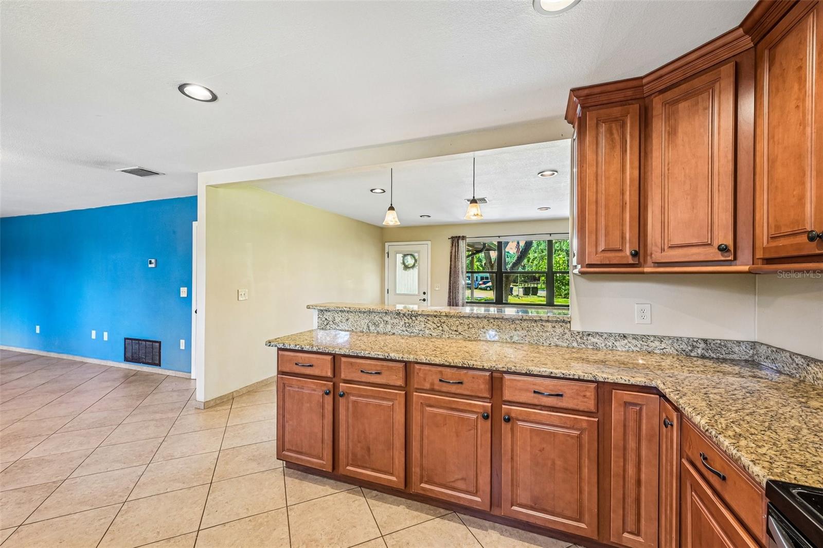 3304 Swaan Ln Property Photo 13
