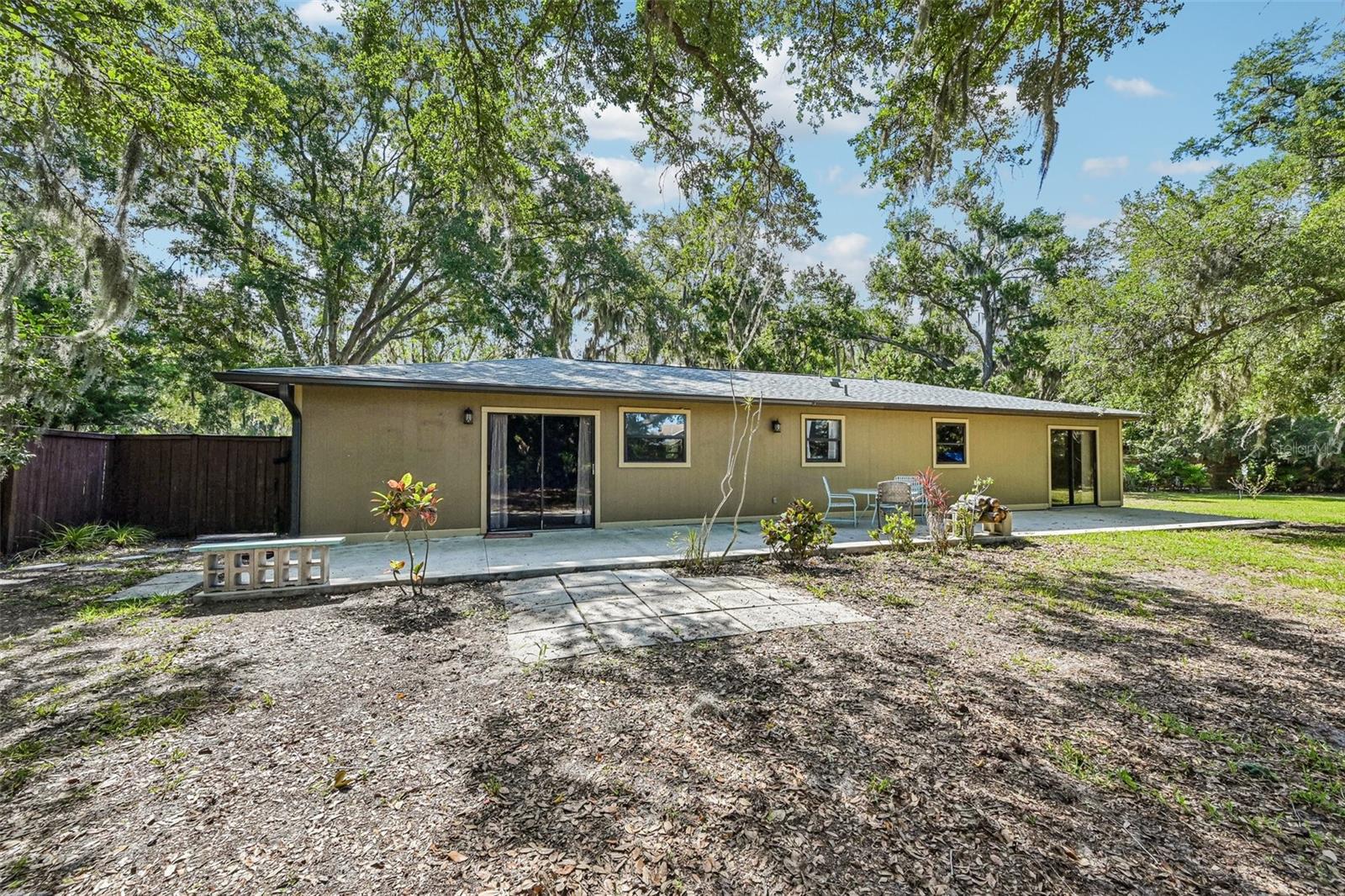 3304 Swaan Ln Property Photo 28