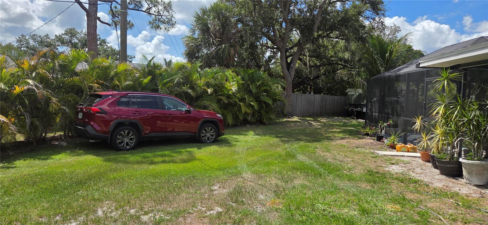 221 Dade Ave Property Photo 6