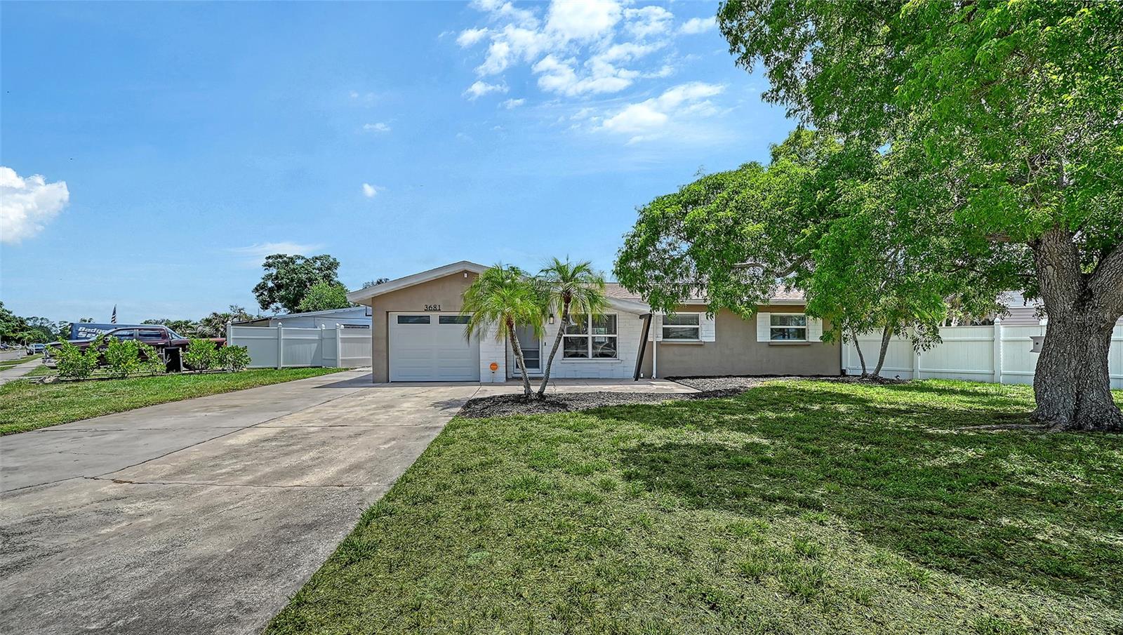 3681 Stokes Dr Dr Property Photo 2