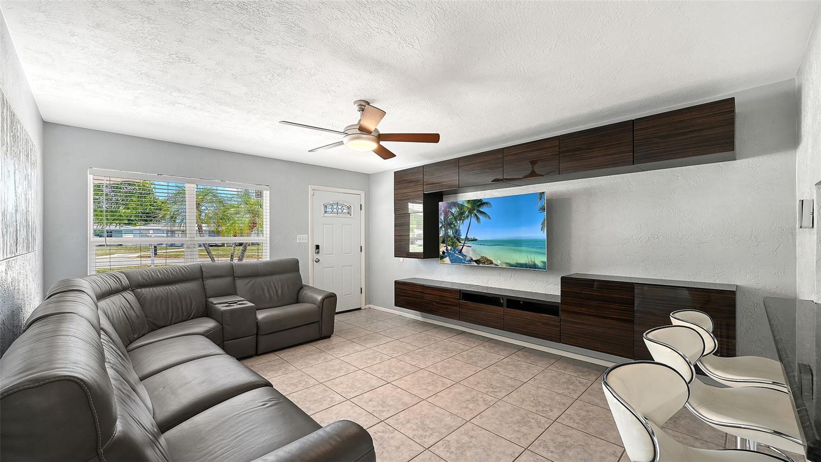 3681 Stokes Dr Dr Property Photo 6