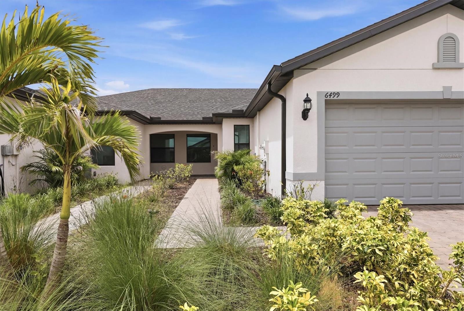6499 SILVERSTAR DR Property Photo 1
