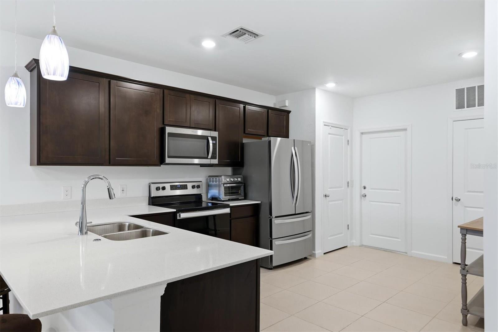 6499 Silverstar Dr Property Photo 15