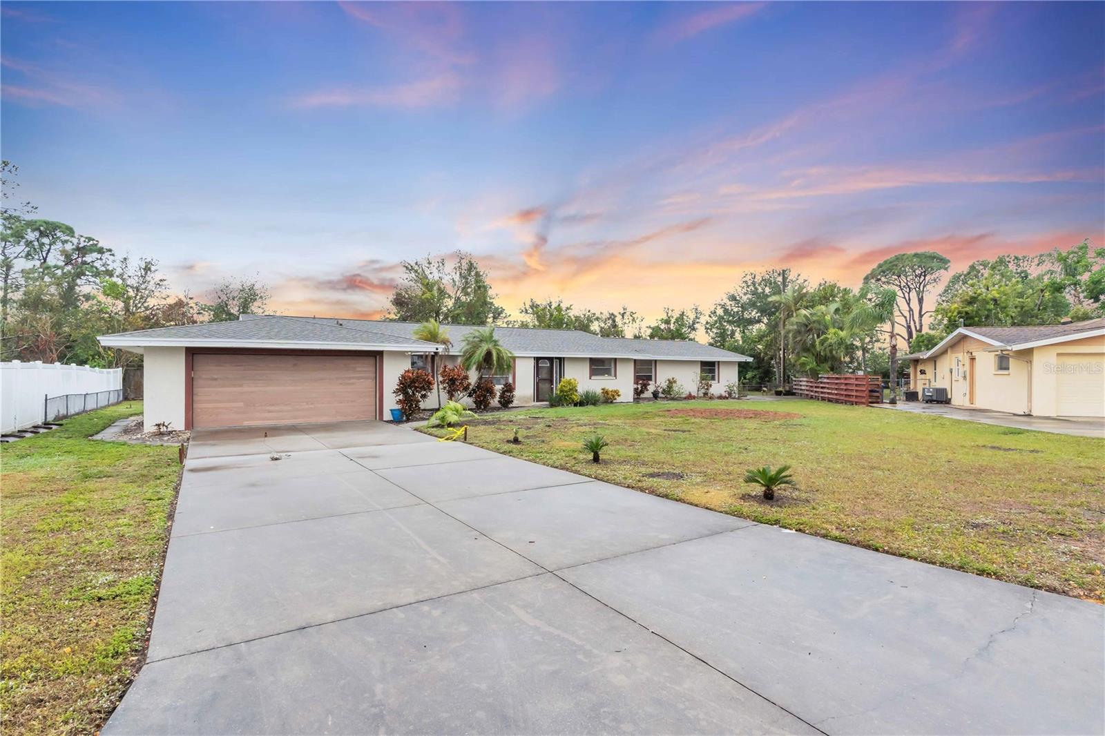 7420 Cass Cir Property Photo 1