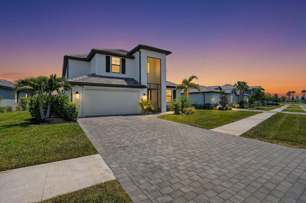 10865 Sun Drop St Property Photo 4