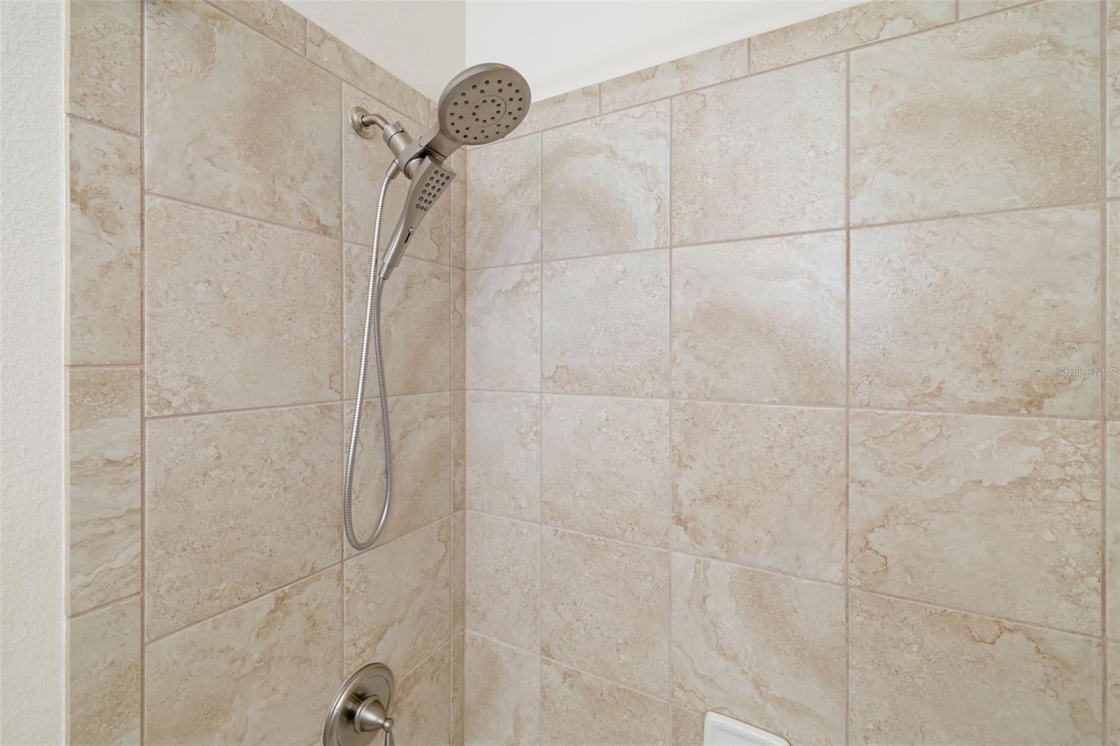 7726 111th Ter E Property Photo 28