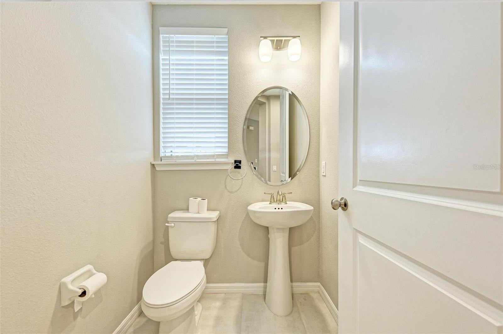 5564 Summit Gln Property Photo 10