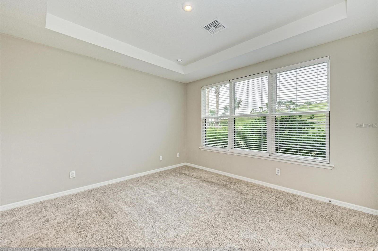 5564 Summit Gln Property Photo 12