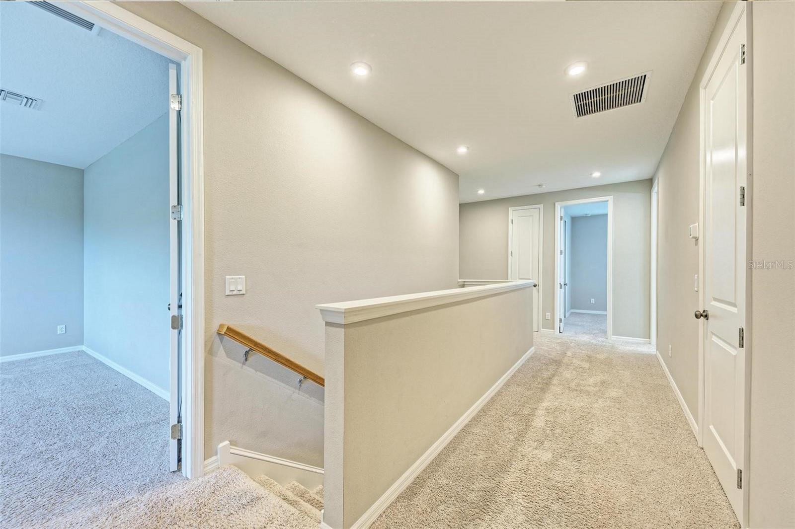 5564 Summit Gln Property Photo 16