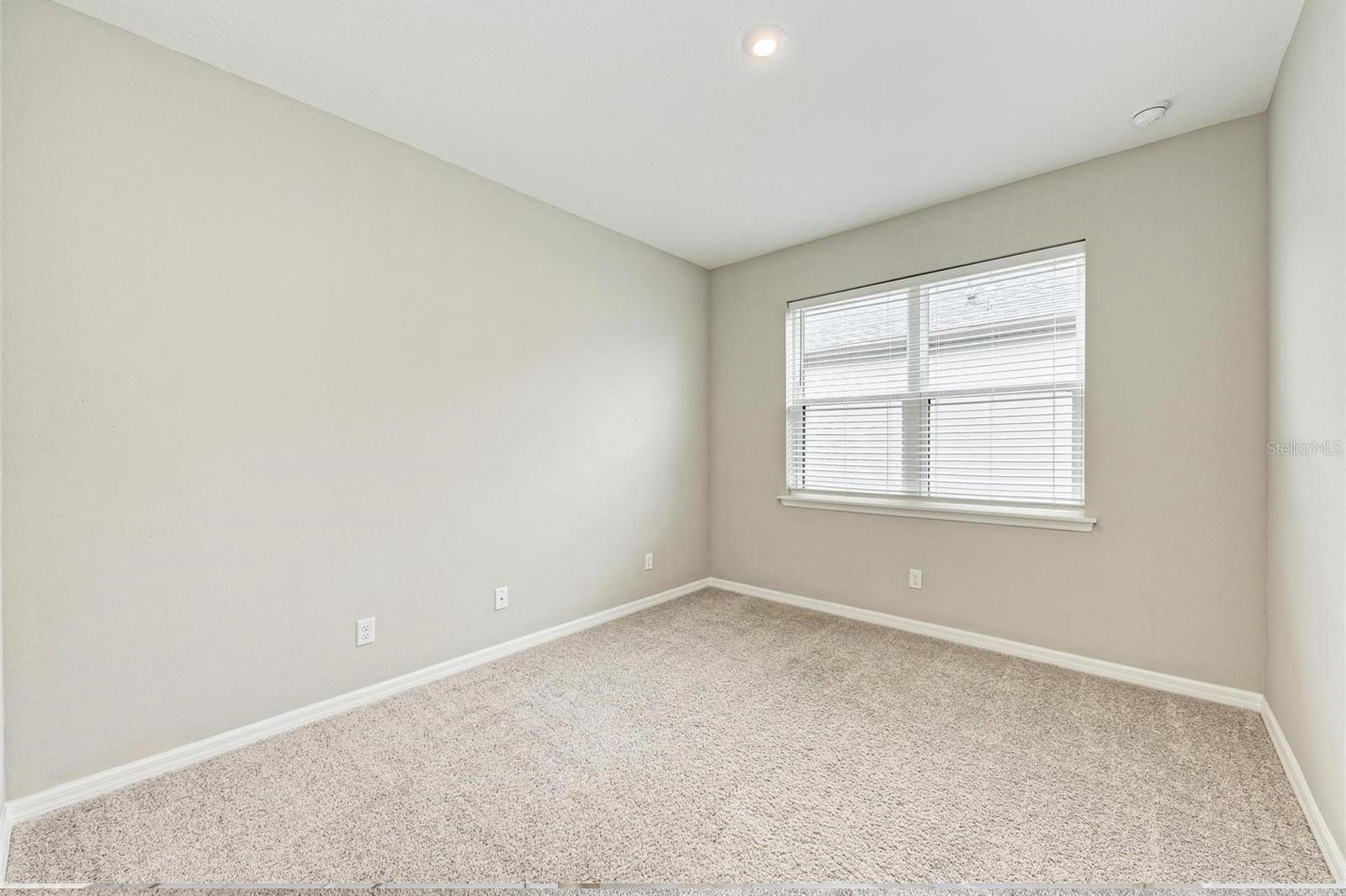 5564 Summit Gln Property Photo 26