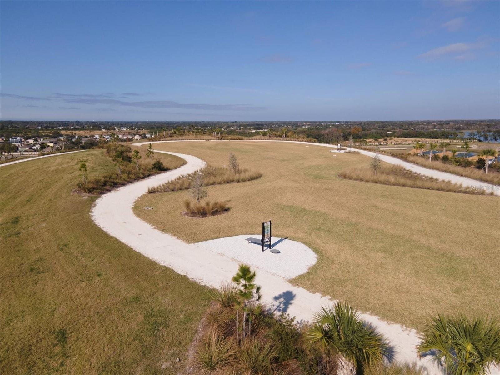 5564 Summit Gln Property Photo 40