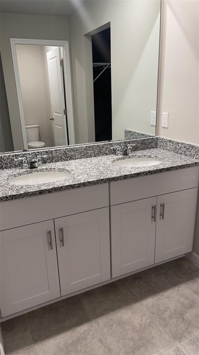 10217 Daybreak Gln Property Photo 7