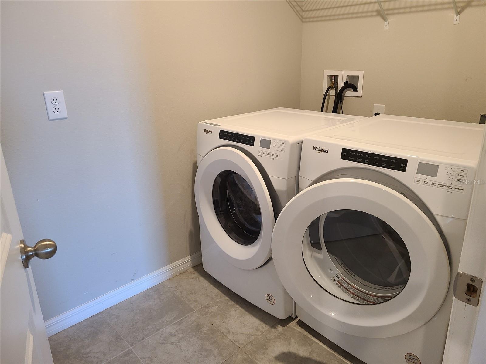 10217 Daybreak Gln Property Photo 8
