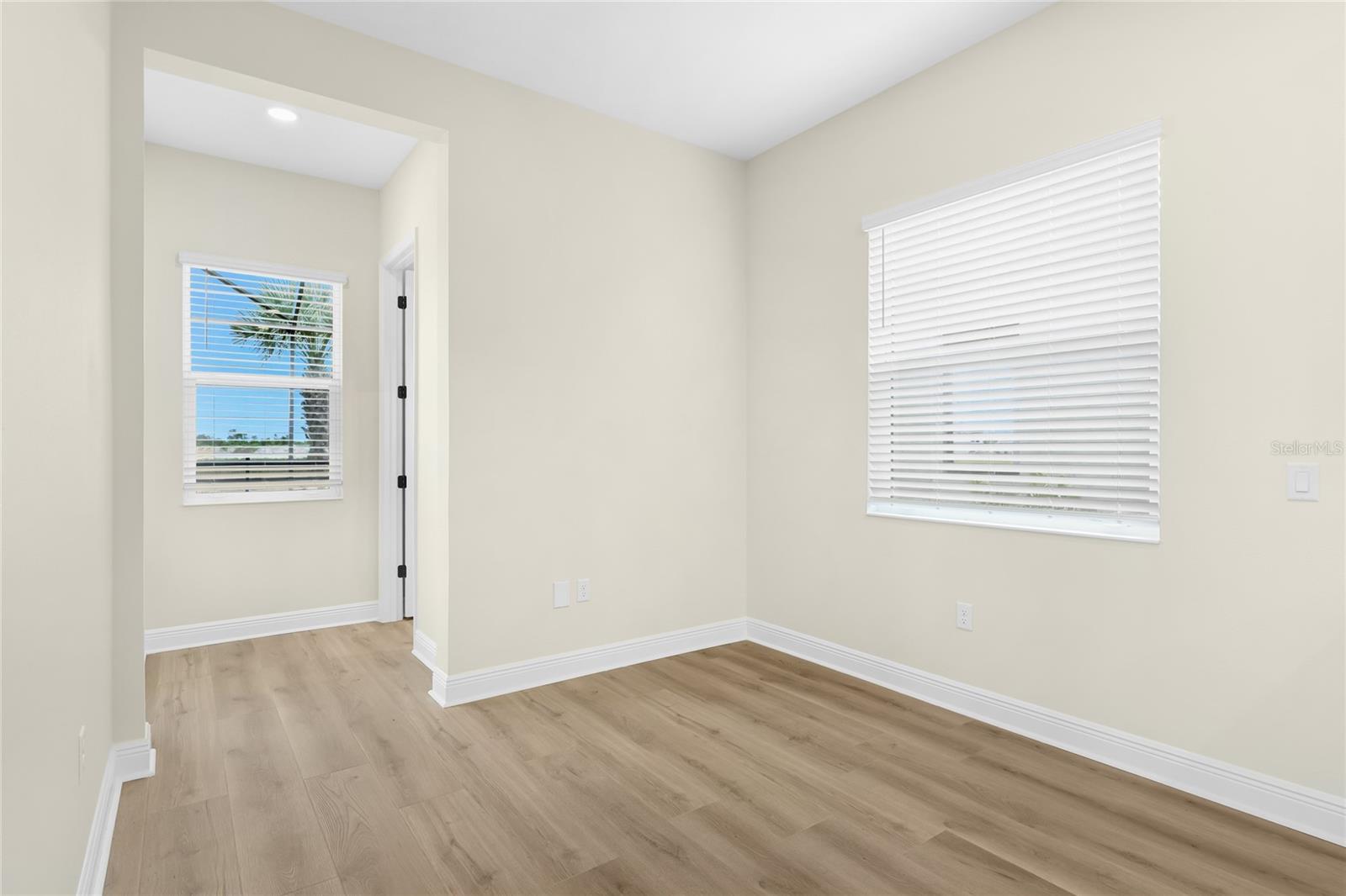 2003 Bamboo Palm Cv Property Photo 12