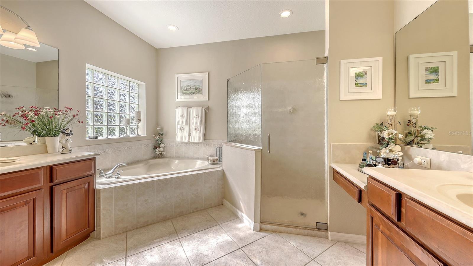 7915 Kavanagh Ct Property Photo 35