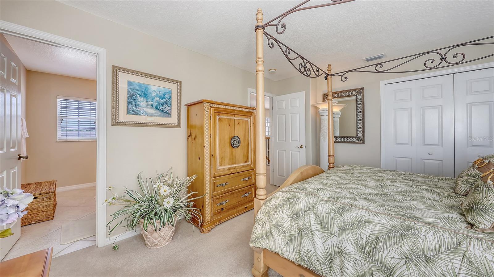7915 Kavanagh Ct Property Photo 49