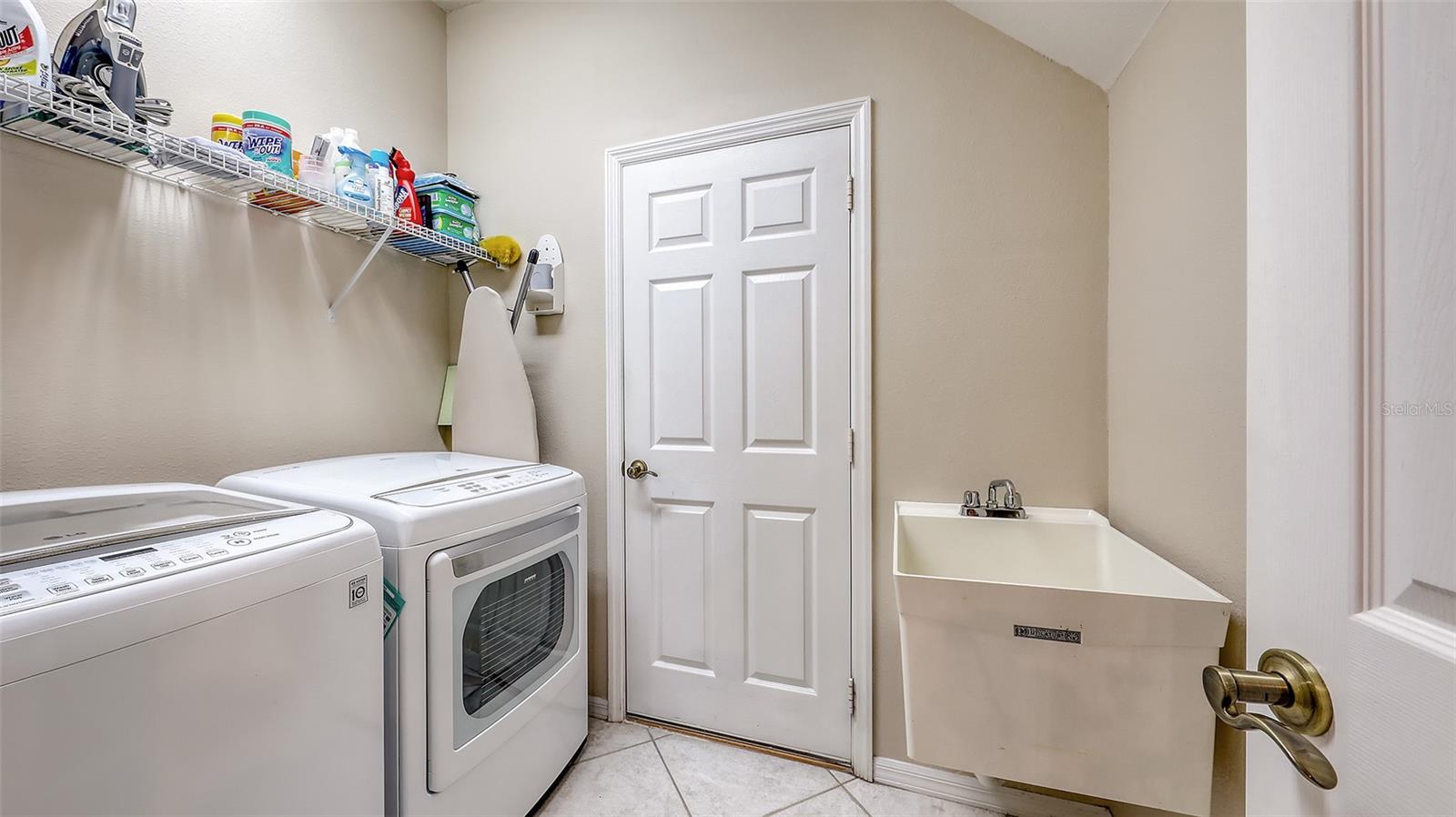 7915 Kavanagh Ct Property Photo 53