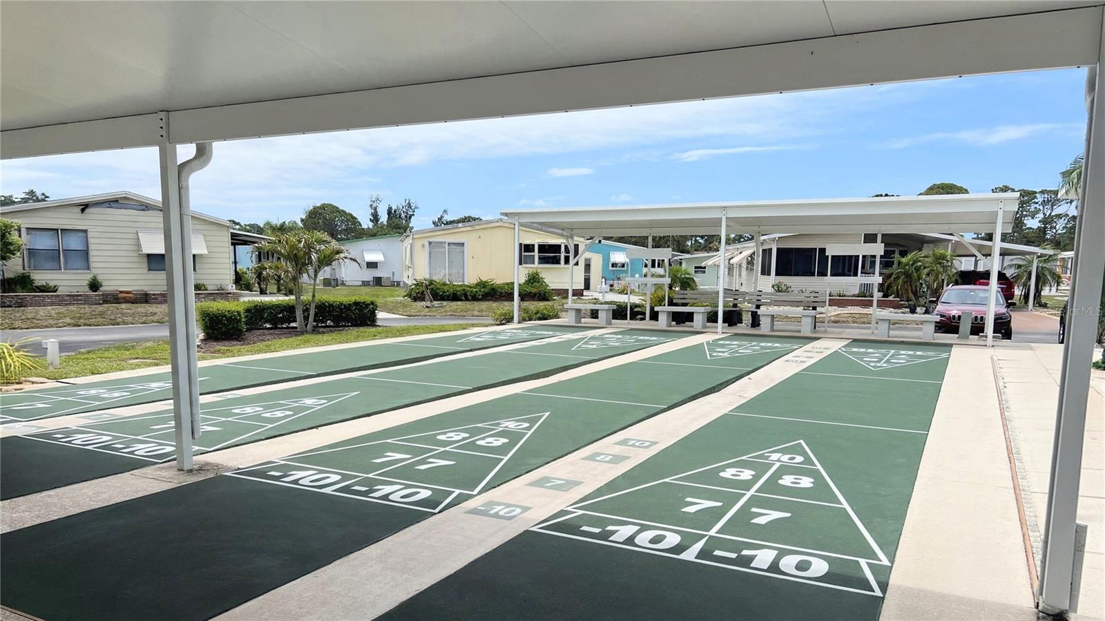 103 S Fiji Cir Property Photo 3