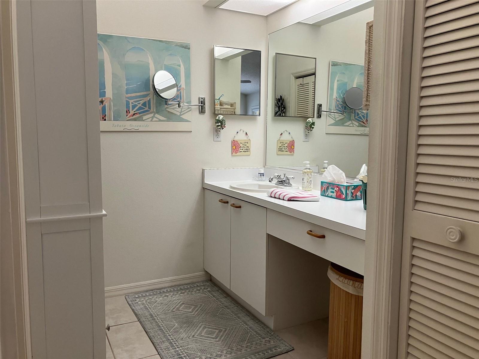 5406 83rd Ter E Property Photo 9