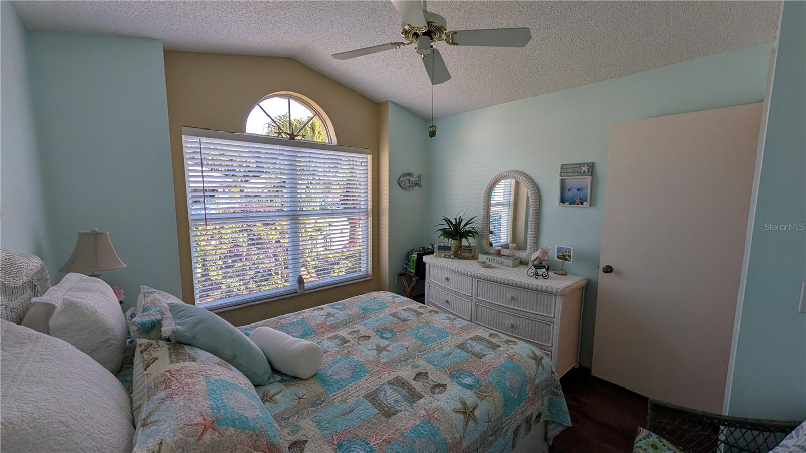 5406 83rd Ter E Property Photo 11