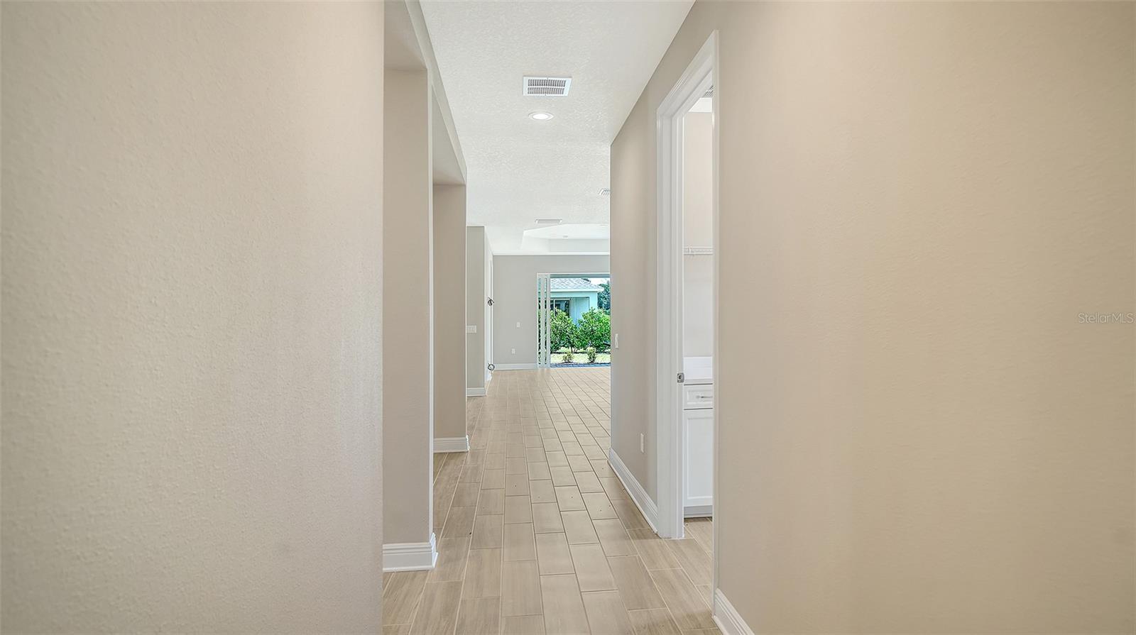 10026 Cross River Trl Property Photo 4