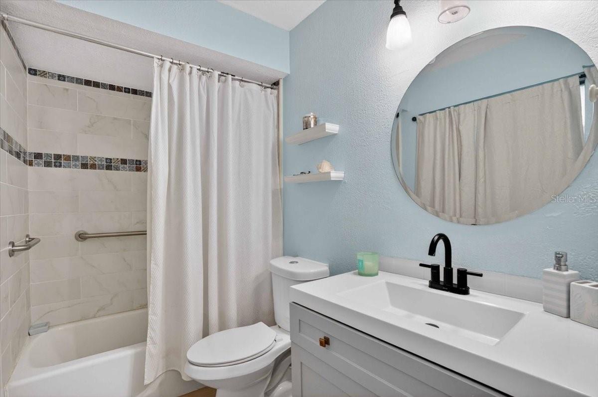 885 Fairfax Ter Nw Property Photo 24