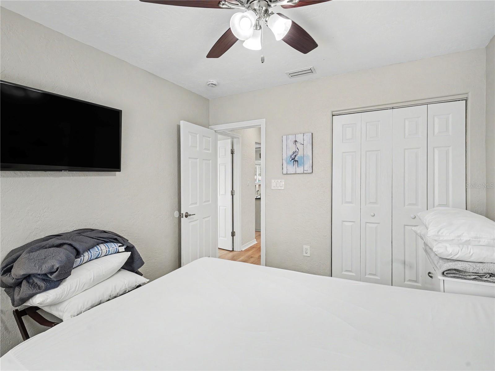 2547 Bahia Vista St Property Photo 16